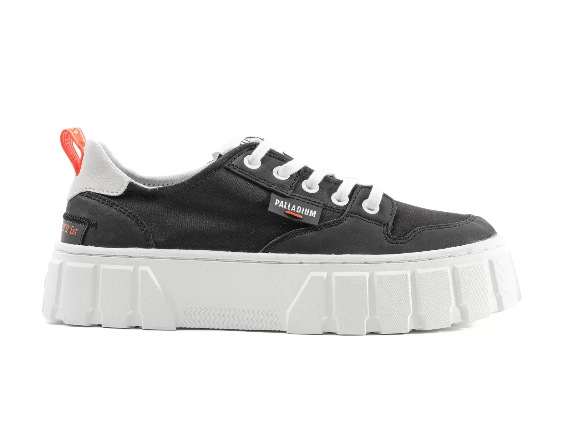 Palladium Sneakers<PALLATOWER LO BLACK