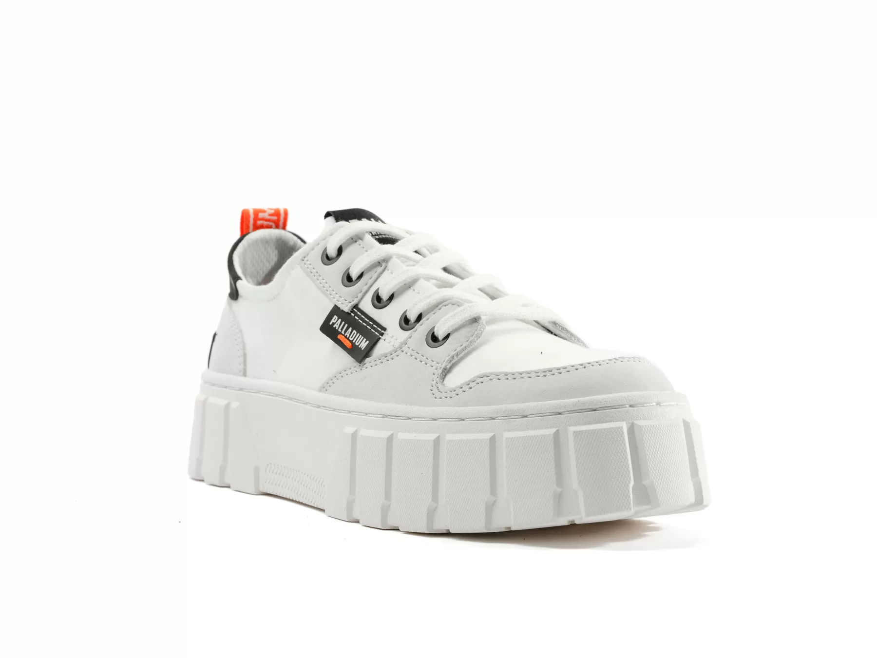 Palladium Sneakers<PALLATOWER LO STARWHITE