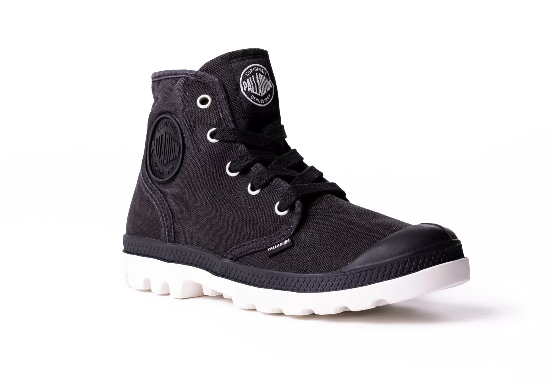 Palladium Boots<PAMPA HI BLACK/MARSHMALLOW